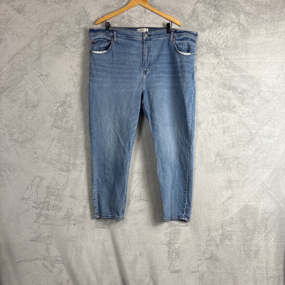Abercrombie & Fitch The Mom High Rise Jeans Medium Wash Blue Denim Womens 22R 36